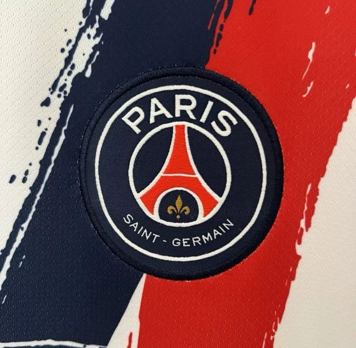 Paris Saint-Germain 2024/25 T-shirt